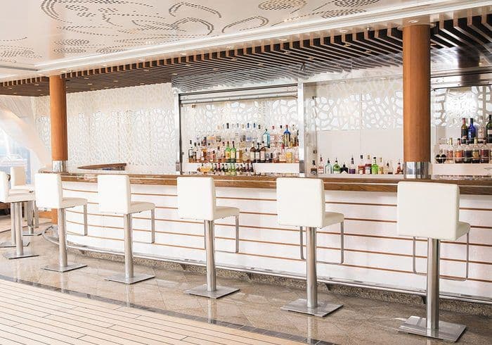 Regent Seven Seas Cruises - Seven Seas Explorer - Pool Bar.jpg